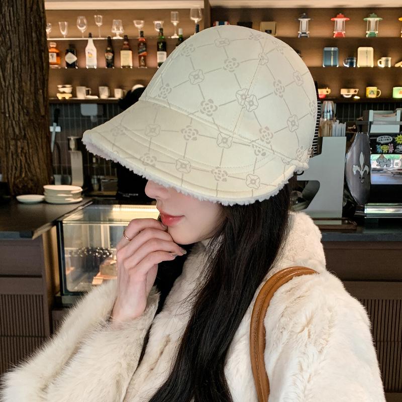 

Korean New Hat for Women with High end Japanese Velvet Fisherman Hat Fashionable and Fashionable Big Head Versatile Basin Hat One Size