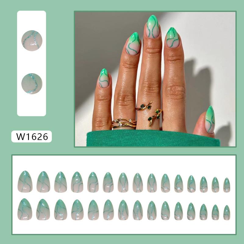 

Simple green corrugated fake nails Wear nail removable piece European and American nail piece Nail patch