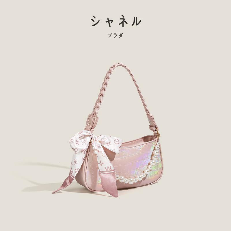 Women's Bag Niche Ins Style Fashion Versatile Laser Powder Underarm Bag Color Bag Women's 2025 New Shoulder Messenger Bag