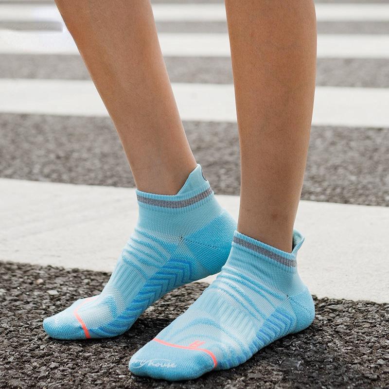 Size 35-39 Ladies' Short Breathable Non-Slip Deodorant Summer Professional Running Sports Socks