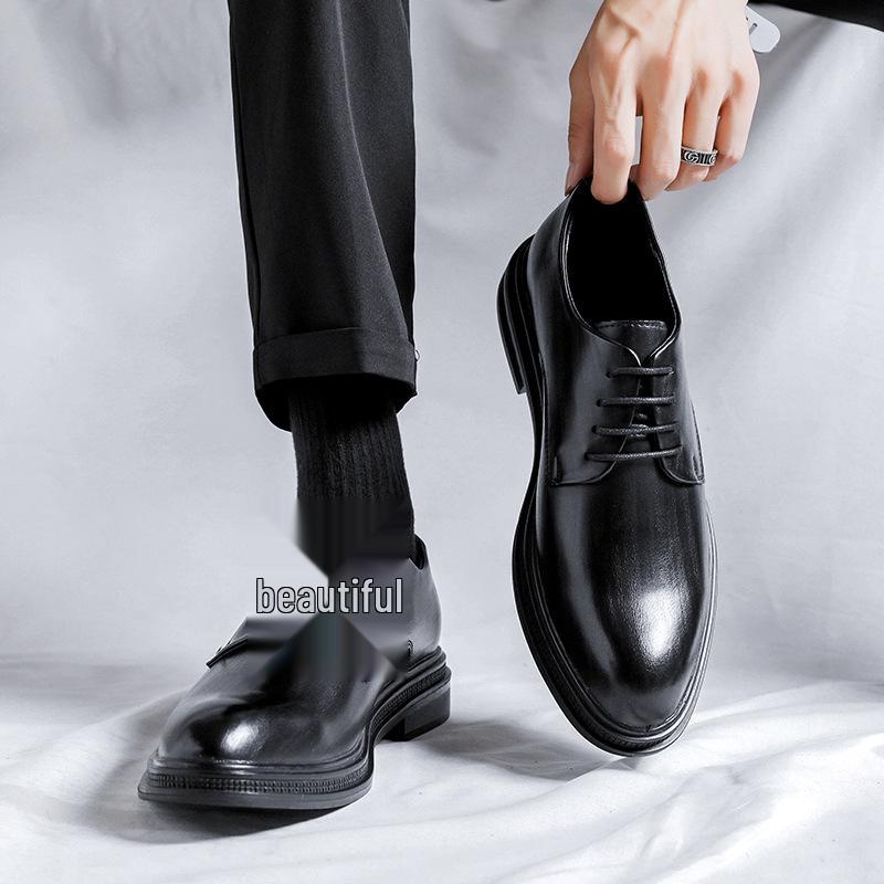 Scarpe da Uomo Nere a Punta in Pelle - Stile Britannico, Formali da Business, Casual, Rialzanti, Ideali per l'Autunno e i Matrimoni.