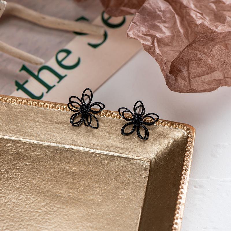 

1 пара универсальных серег-пуссет с полыми цветами для женщин, простые модные двухслойные серьги-цветы, ювелирные аксессуары, подарки