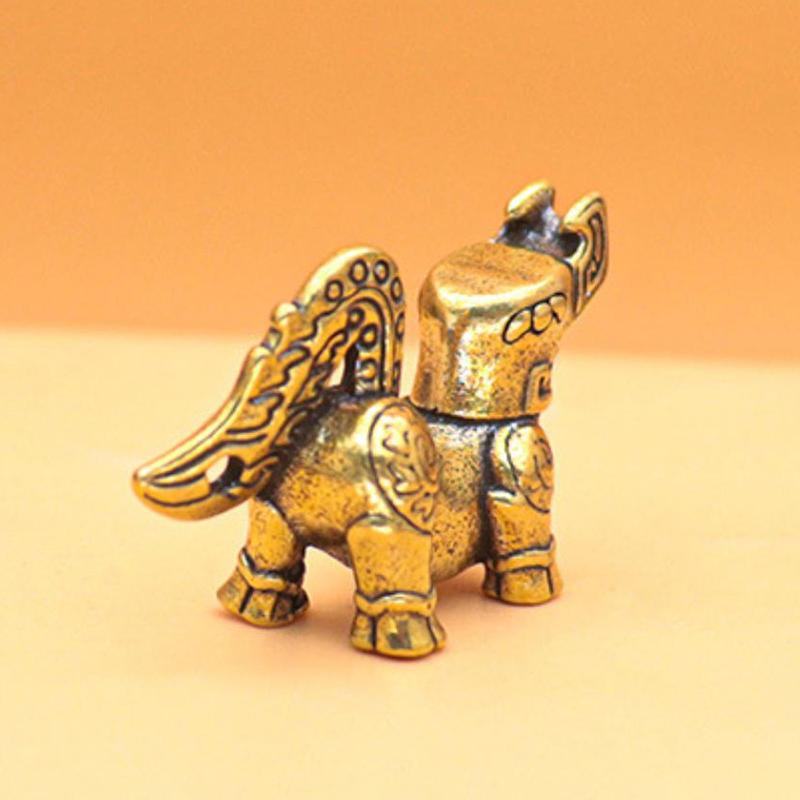 1Pcssanxingdui Brass Divine Beast Ornament Keychain Pendant Backpack Pendantgift Gift Tourism Commemoration