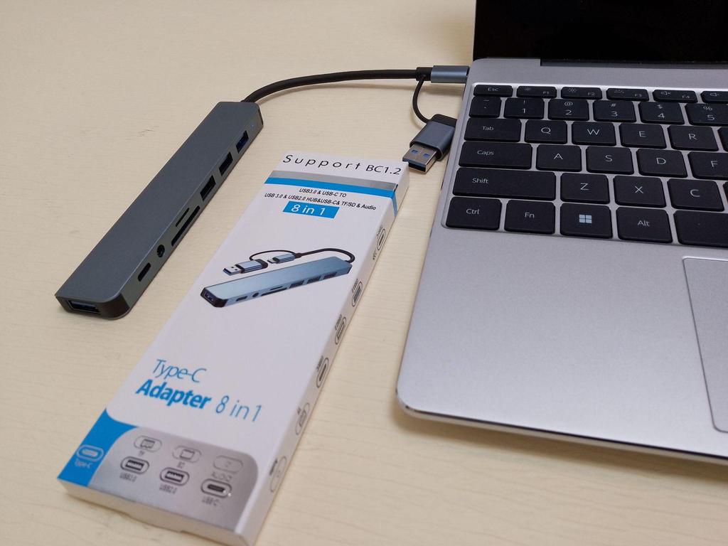 Cross-Border USB-C Hub: 7/8-in-1 Adapter for Laptop, Tablet, and Phone