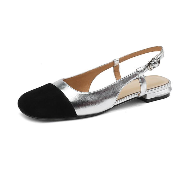 Xiaoxiangfeng color matching low-heeled bag head sandals women's 2024 summer new silver rear empty flat shoes