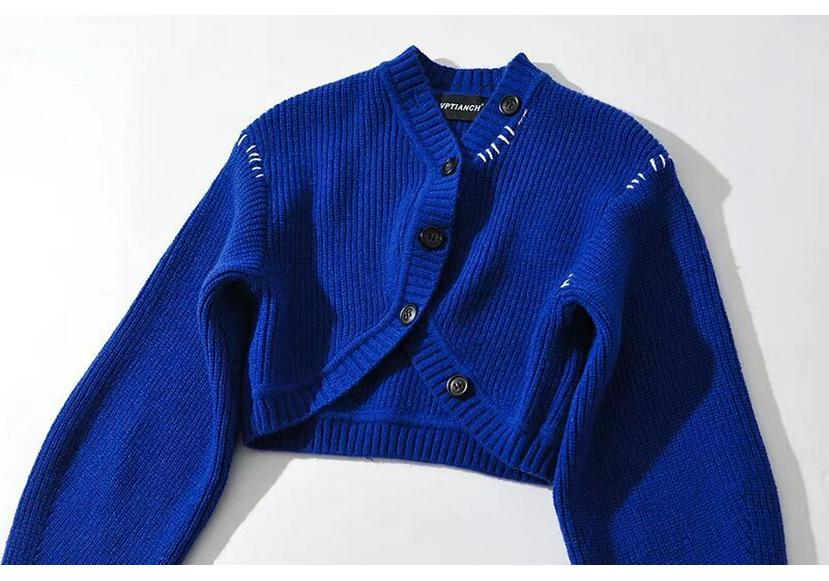 Våren 2023: Retro Stil Damtröja - Stora Knappar, Lång Ärm, Kort Jackdesign