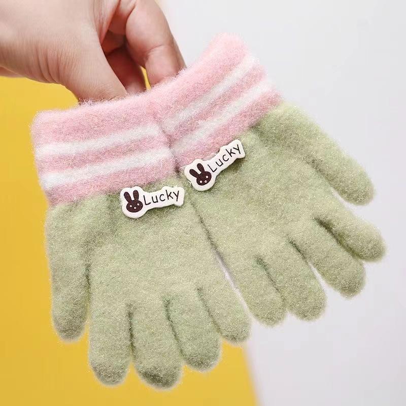 Children's new winter gloves little girl cute cartoon warm full finger gloves boys and girls thickened finger cots