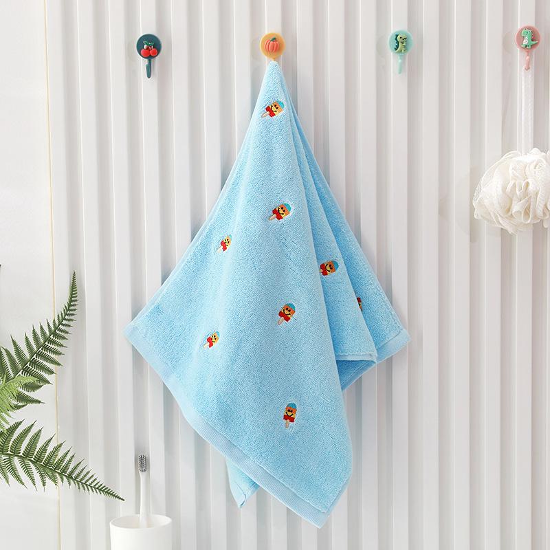 Cotton Avocado Banana Towel Embroidered Soft Absorbent Skin Friendly Face Hand Towels for Adults Kids Bathroom Beach Spa
