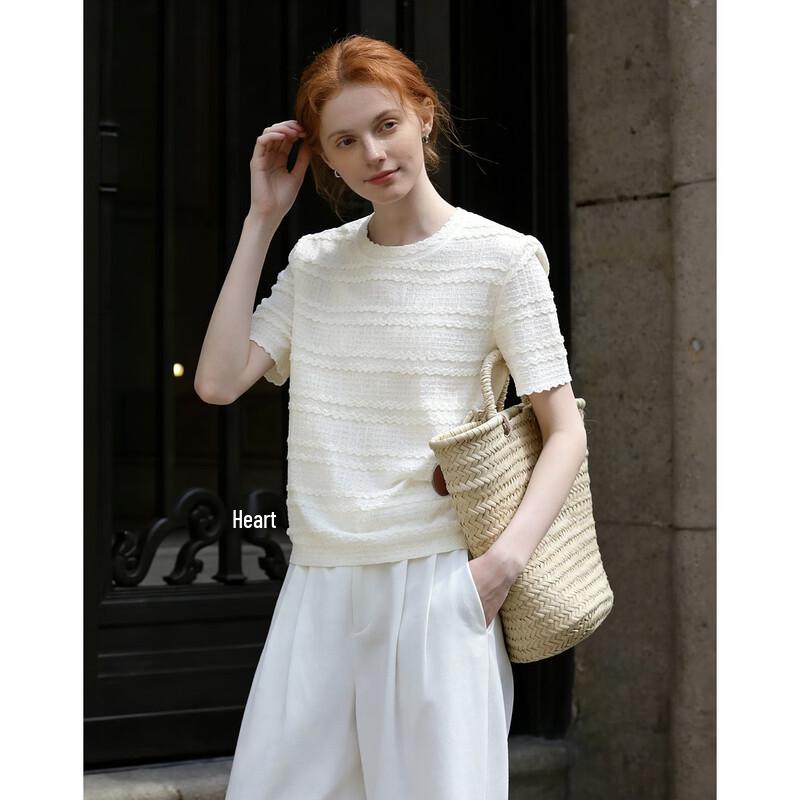 Demana Women's Textured Knit Short-Sleeve T-shirt