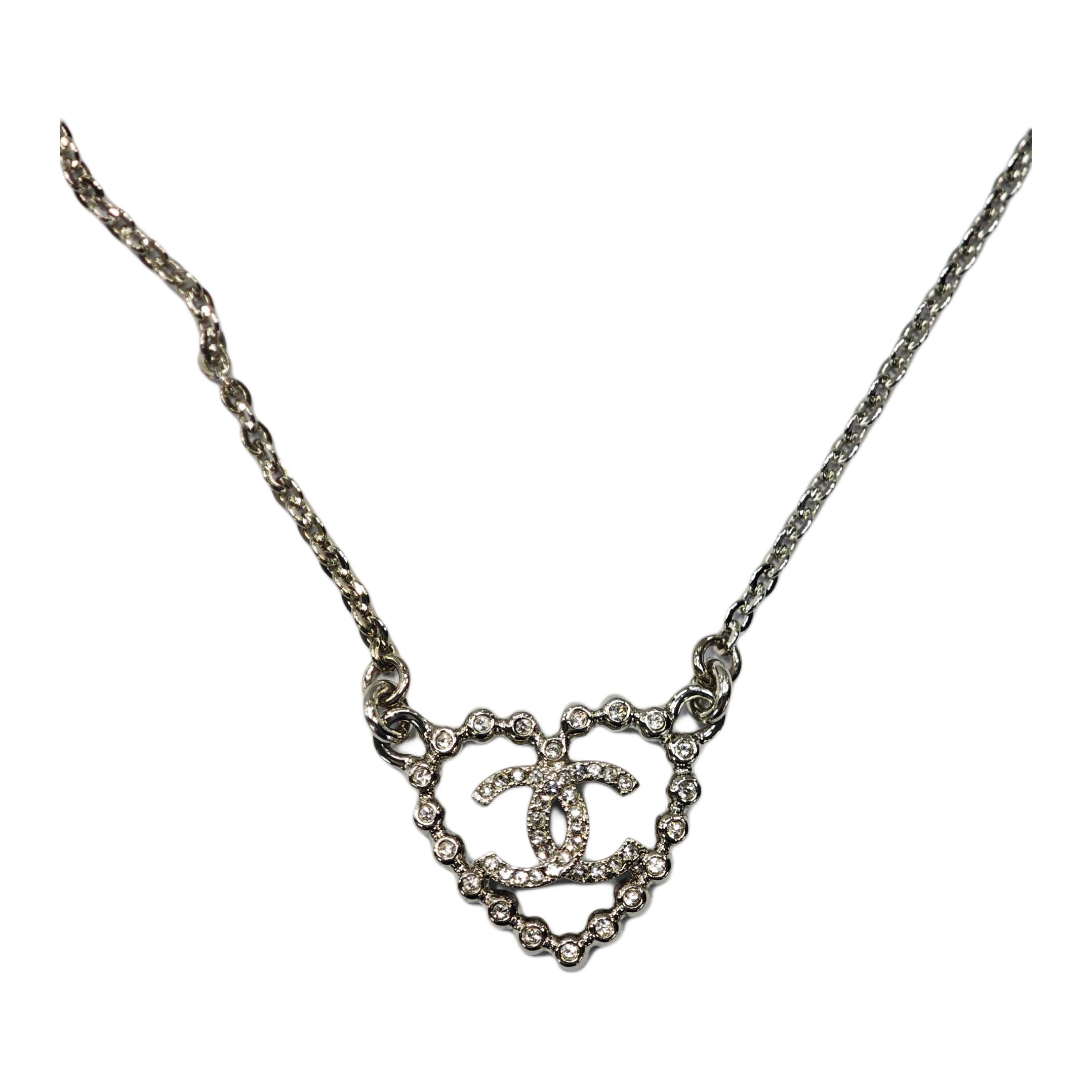 

Chanel 25P Heart Design Rhinestone Necklace Unisex necklace Silver ABF459B19984NAFTZ Box+Padding Board