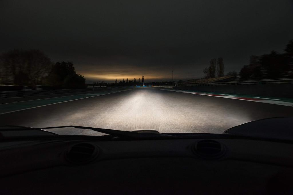 Philips RacingVision GT200 H4 Car Headlight Bulb +200% Set of 2 White