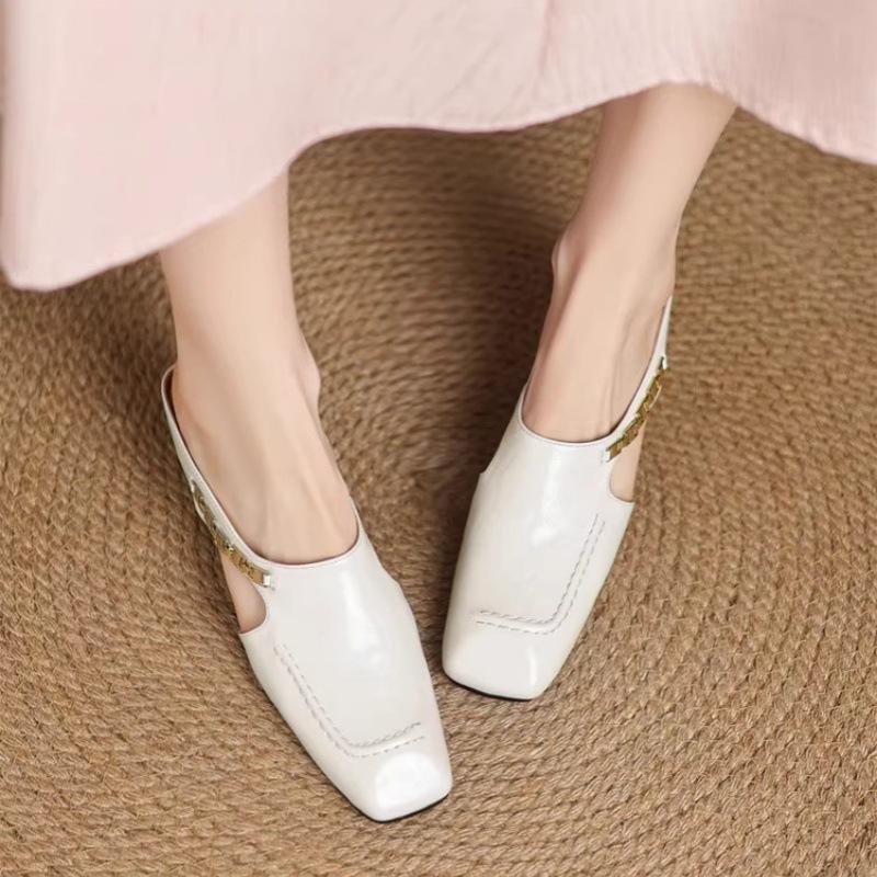 Französische High-End-Hohlbeutel-Kopf-Halbpantoffeln Damen Sommer Oberbekleidung Innen erhöhend Quadratischer Kopf Muleschuhe Vielseitige Keilabsatzsandalen