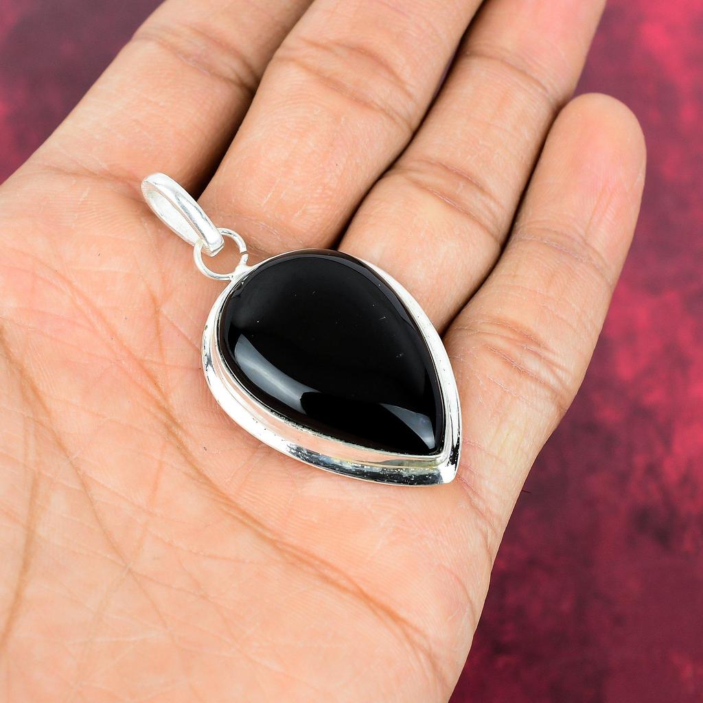 Smycken i svart onyx, hänge i massivt 925 sterlingsilver, handgjorda ädelstenssmycken, presenter till fru, helt nytt hänge