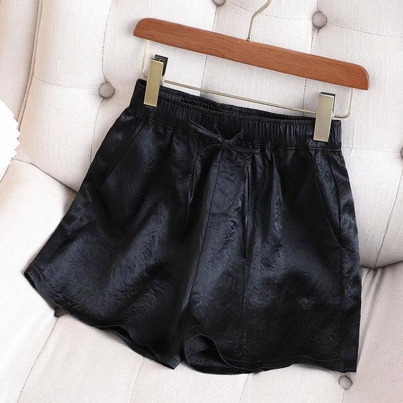 

Clearance Leakage Acetic Acid Satin Wide Leg Shorts Women Summer Thin Outer Wear Plus size Drape Ice Silk Five Points Pirate Shorts Black XXL