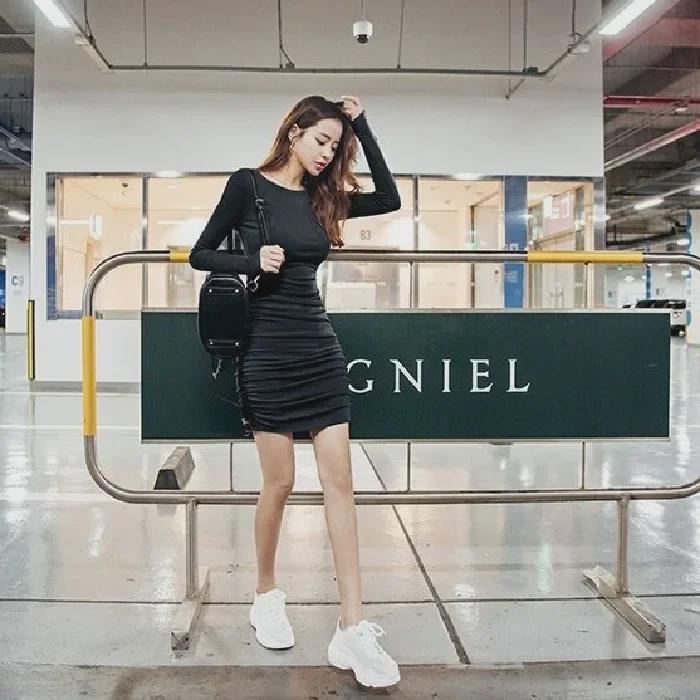 2024 Autumn/Winter Pleated Slim Fit Long-Sleeve Dress - Sexy & Elegant