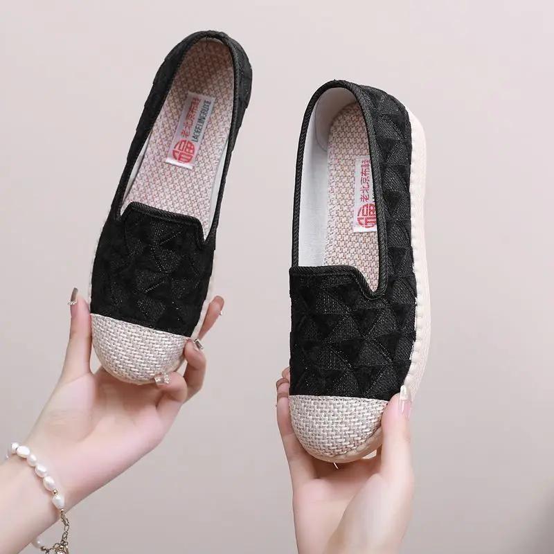 Trends 2025 Original Soft Flat Ladies Footwear Aesthetic New In Comfortable and Elegant Deals Casual Walking Cheap Women's Shoes