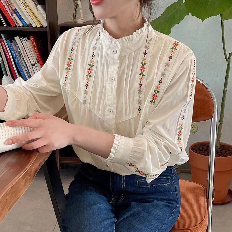 Early Autumn Women's Pastoral Mori Girl Style Embroidered Loose Long Sleeve Flower Bud Collar Top