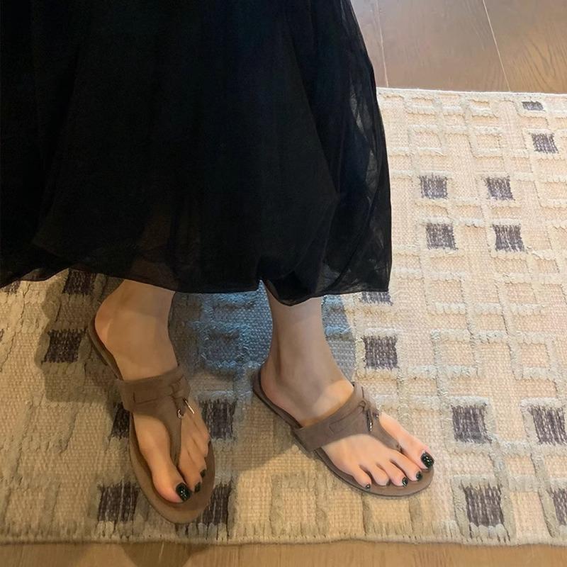 Flip-flops 2025 New Models Are Popular This Year, and Can Be Worn Outside. Soft Bottom Runaway Niche Toe Flat Bottom Sandals Women