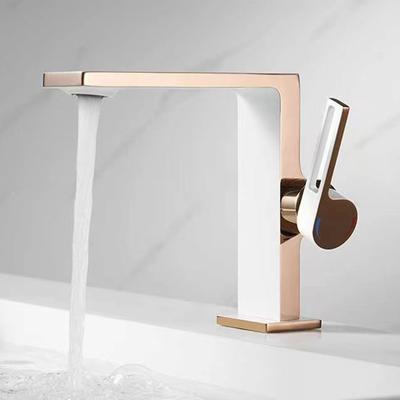Waschbeckenmischer für Badezimmer, Kalt- und Warmwassermischer, Spültischarmatur, Weiß und Roségold, Einhebelmischer, Deckmontage, Wasserhahn, Bürste, Gold