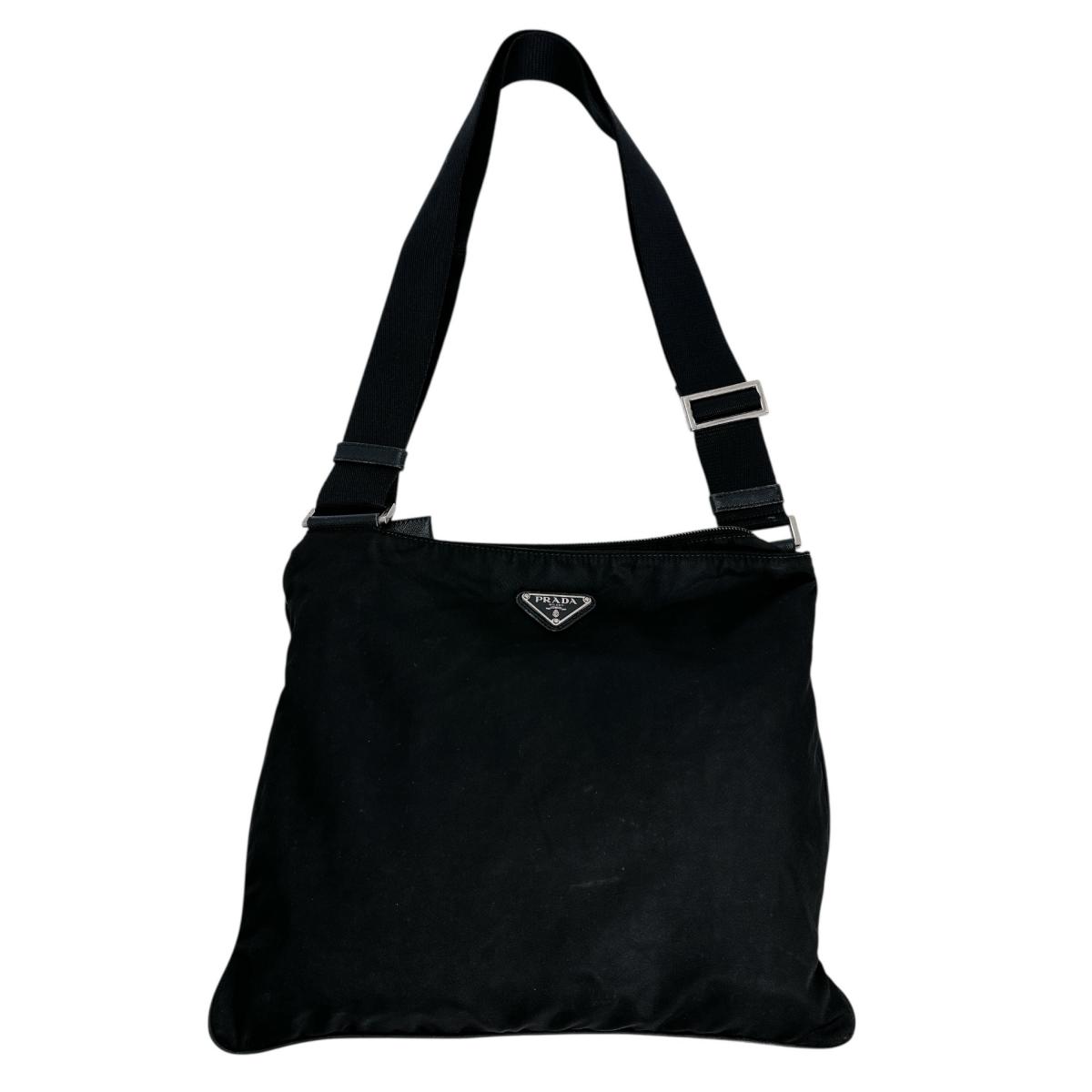PRADA lightweight Diagonally hung Shoulder Bag Nylon black Women Used