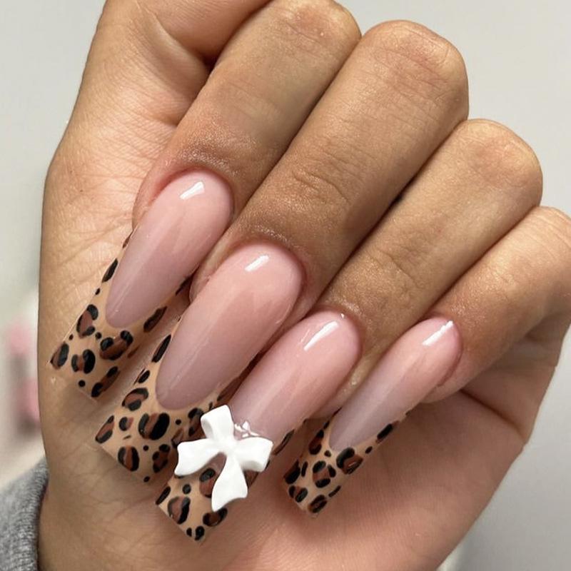 

Elegant Autumn Leopard Print Bowknot 3D Nail Art Tips - Long Wearable False Nails