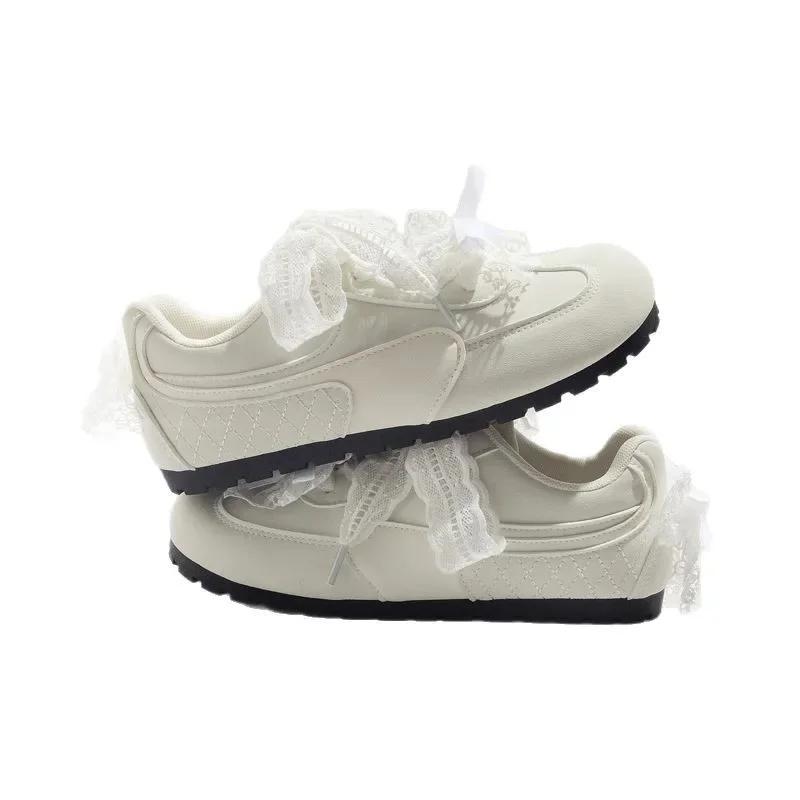Elegant Lace Butterfly Knot Milk White Flat Bottom Women's Shoes Spring New Style Versatile T-strap Flats Casual Shoes