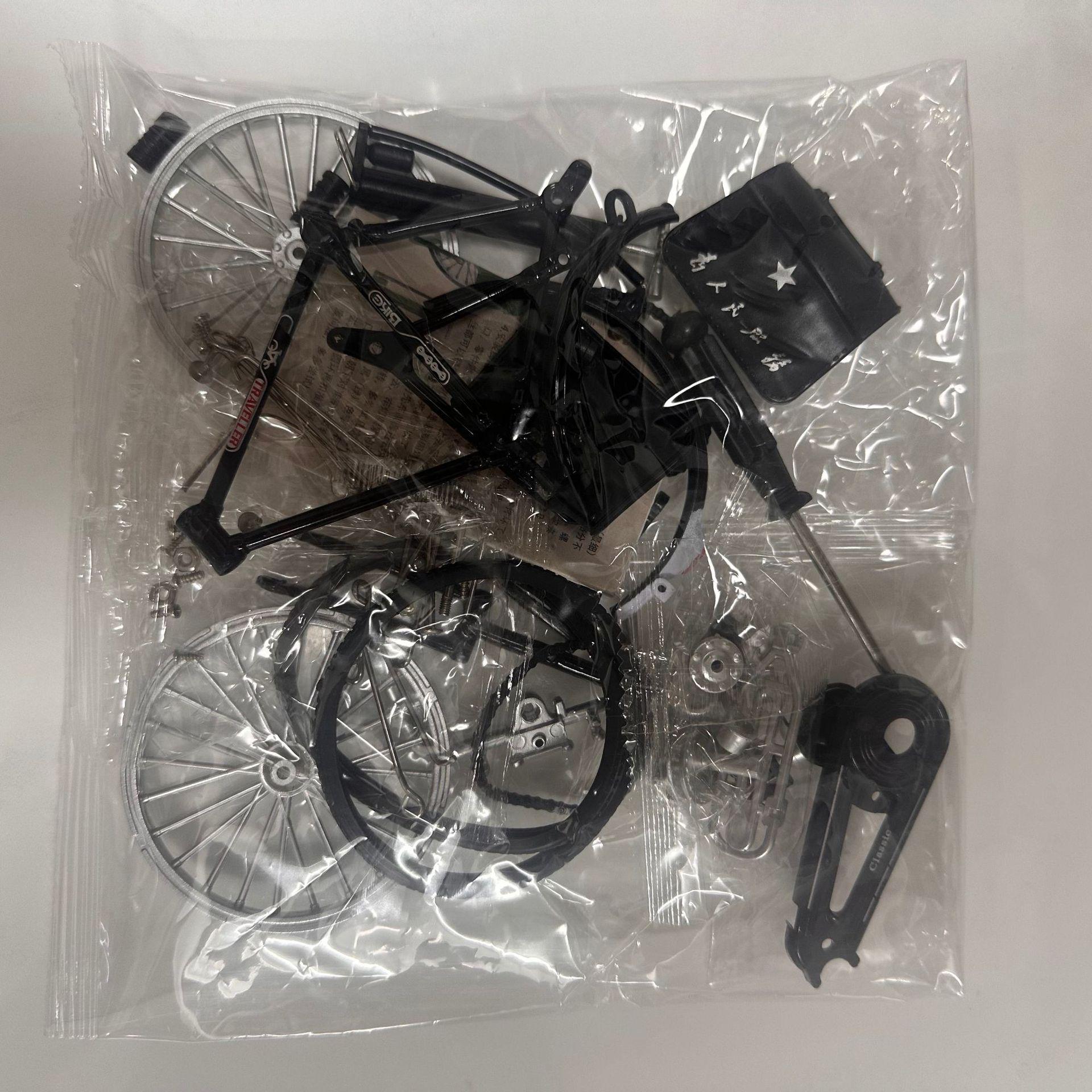 

Plastic Retro Toy DIY Assembly Bicycle Model Ornament