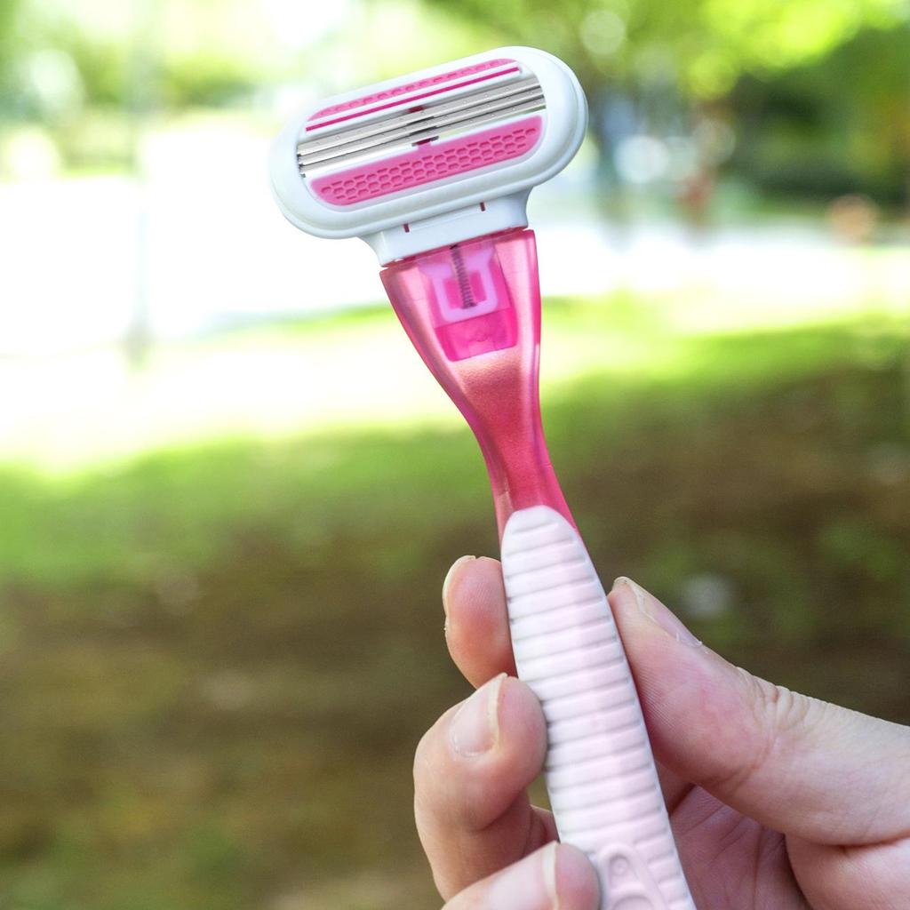 Triple-Layer Women's Manual Razor Set - Effortlessly Removes Underarm and Leg Hair
