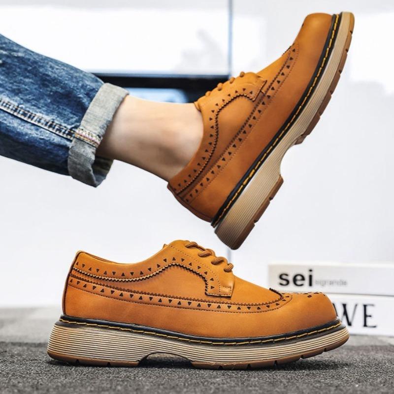 Fashion High Quality Shoes Men Leather Original New Carved Design Men Leather Shoes Casual Retro Luxury Shoes for Men Zapatos De Hombre