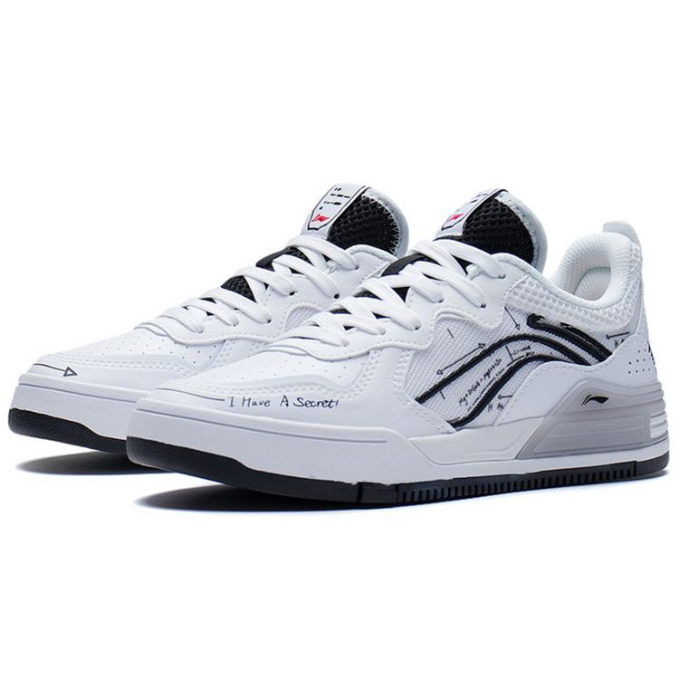 Li Ning Weigu V1 Slip Resistant Durable Low Top Skate Shoes Women skate shoes White Black AGCS030-6