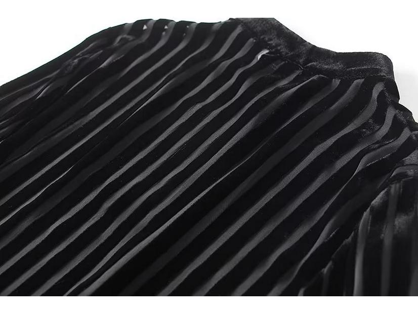 2024 Spring/Summer Black Women's Street Fashion Velvet Drape Cardigan - Long-Sleeved Shirt