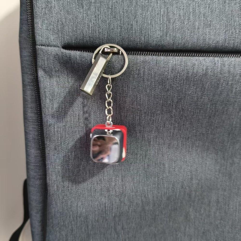 

Electric Shock Electric Keyboard Keychain Street Trick Novelty Item Clicker Shocking Handshake Trick Fidget Keychain Halloween OneSize красный