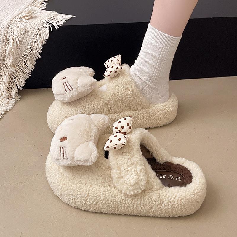 Niedliche Cartoon einfarbige Schleife mit Herzchen kt Katze flauschige Hausschuhe Damen 2025 Herbst und Winter neue Baumwoll-Hausschuhe für draußen