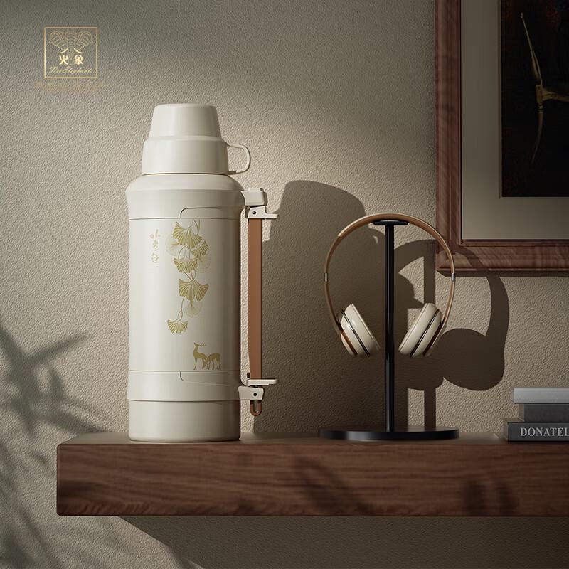 Large Capacity Stainless Steel Insulated Travel Flask