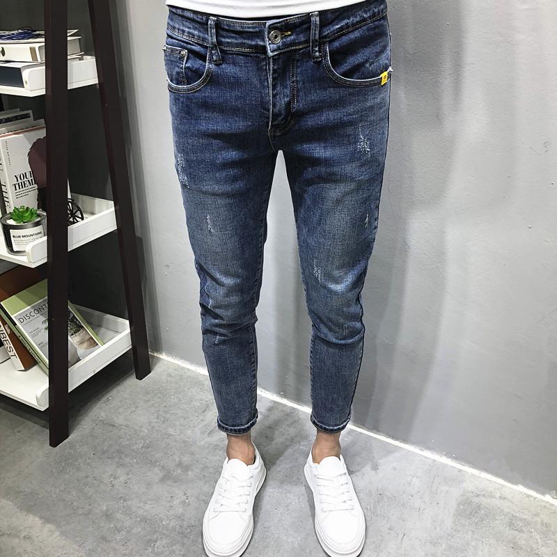 Trendy Slim-Fit Men's Jeans: Versatile Nine-Point Celebrity Style