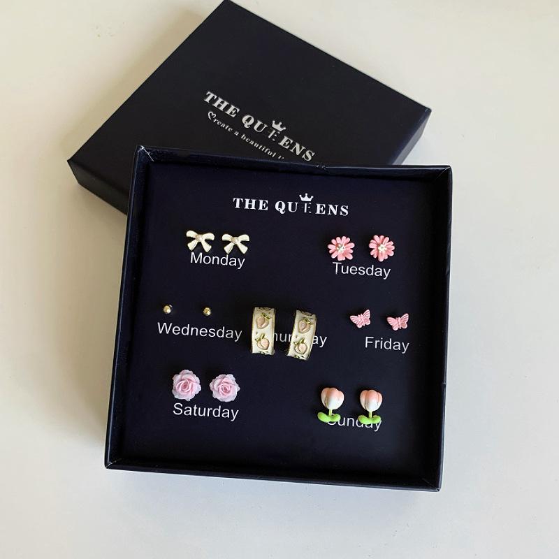 "Spring & Summer Fresh Bow Earrings Gift Box - Silver Needle Design for Students"