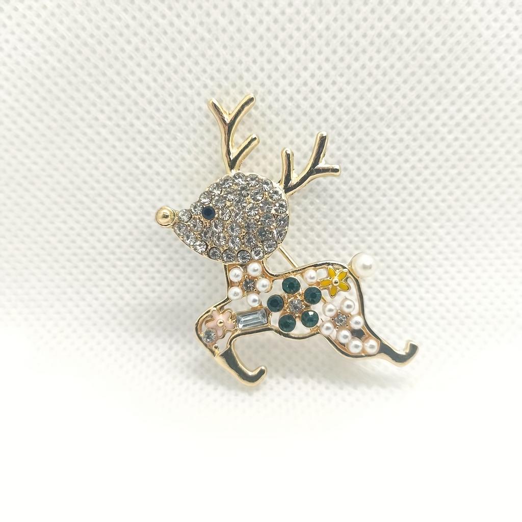Cute Christmas And New Year Reindeer Brooch for Women, Exuding Elegance High-End Charm, Versatile And Exquisite, a Luxurious Accessory for Clothing