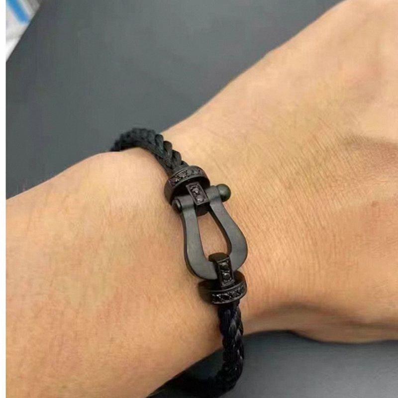 Fred Horseshoe Diamond-Set 18k Gold & Stainless Steel Bracelet - Luxurious Couple's Style for Men and Women, Large Size.