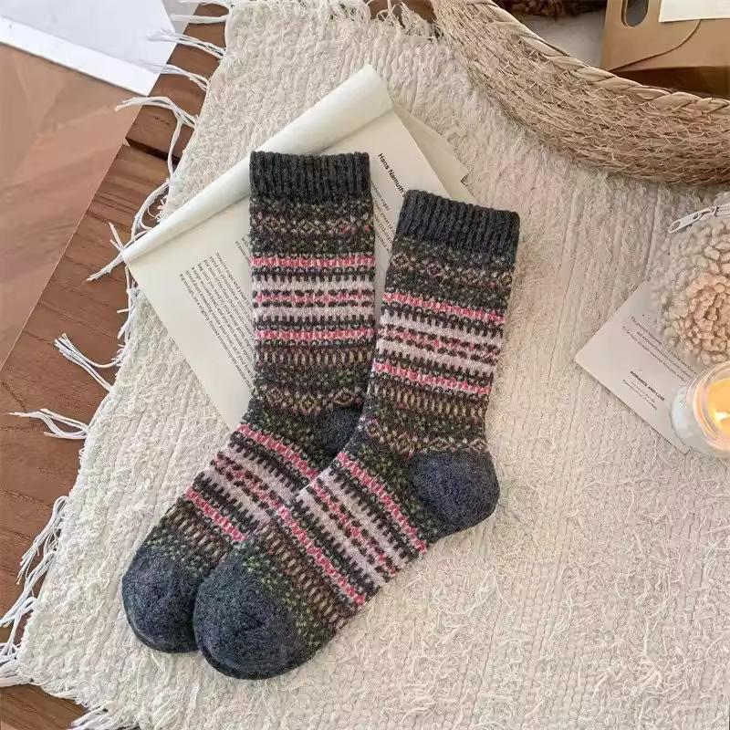 New Fair Island Retro Contrasting Striped Wool Socks Children Autumn And Winter Thickened Warm Net Red Outer Wear Stockings