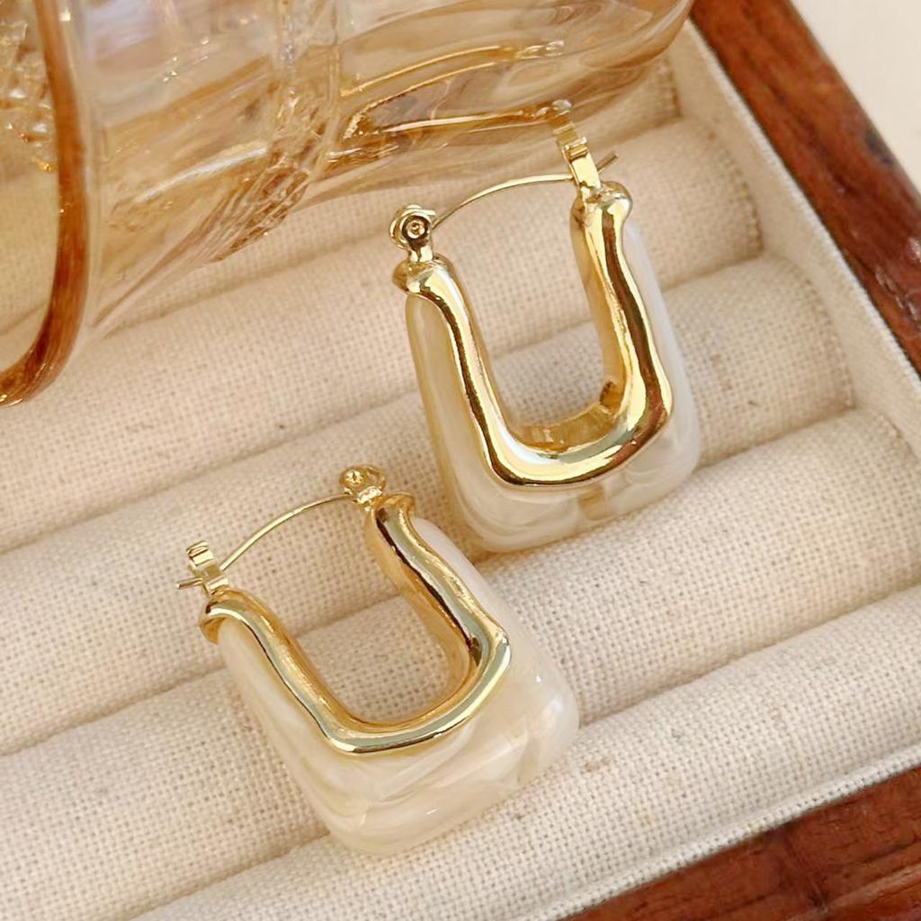 Retro Acrylic U-shaped Fashion Earrings High-end Personality Geometric Earrings Cross-border Temperament Square Trend Earrings