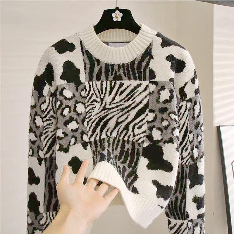 Women Short Leopard Print Sweater 2025 New Autumn Winter Loose Thick Knitted Pullover Top Casual Outwear