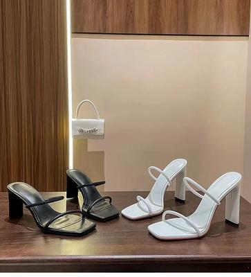 Sapatos de mulher – Sandálias de salto