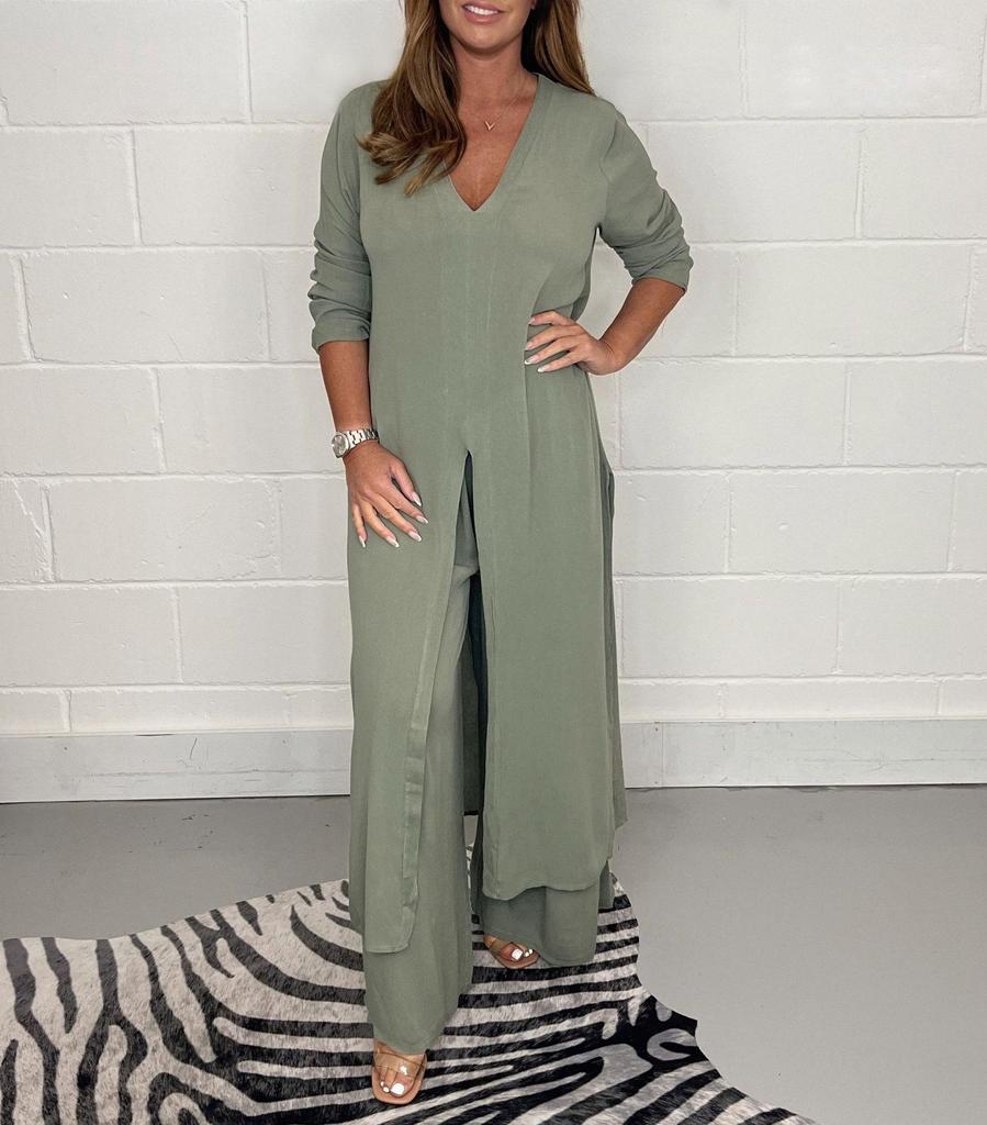 Women's V-Neck Long-Sleeve Slit Top with Wide-Leg Pants - Summer Solid Color Set
