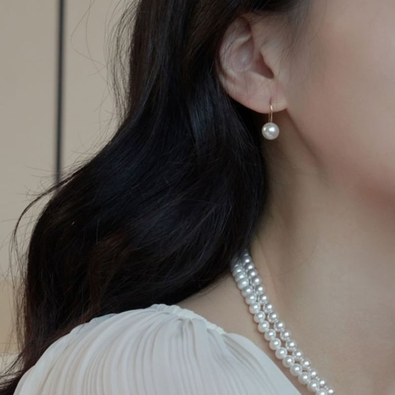 Aube de moi Grace Pearl Hook Earring