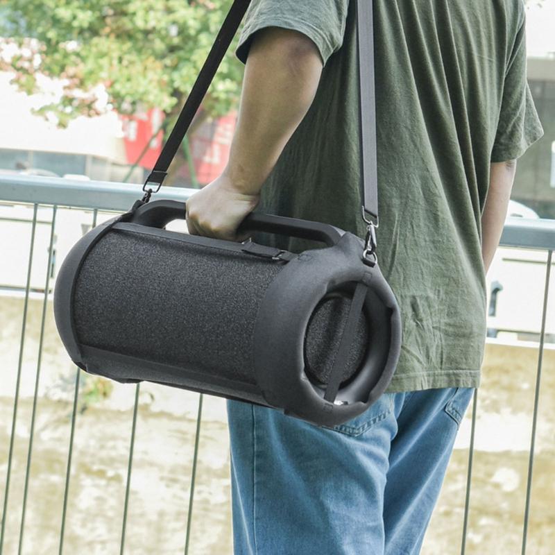 Stylowy i poręczny pokrowiec na głośnik SRS-XG500. Ochronne etui do przechowywania. Utrzymuj głośnik bezpiecznym w każdym miejscu.