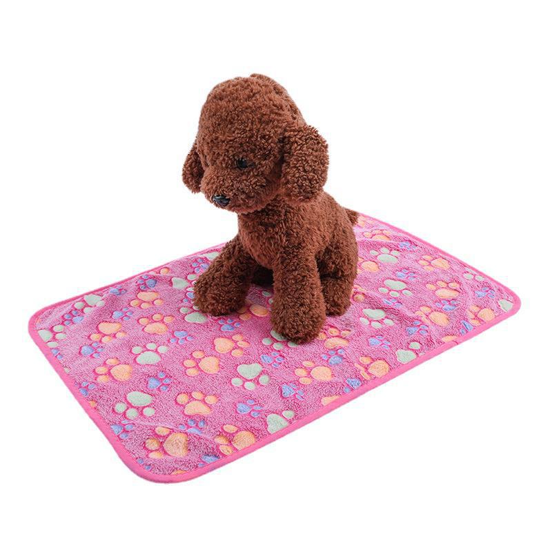 Warm Coral Fleece Paw Print Blanket for Cats and Dogs