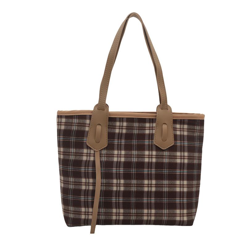 

Корейская версия модной сумки-тоут большой вместимости для поездок на работу, женская 2025, универсальная клетчатая, новая повседневная сумка-тоут, сумка-ведро на плечо хаки