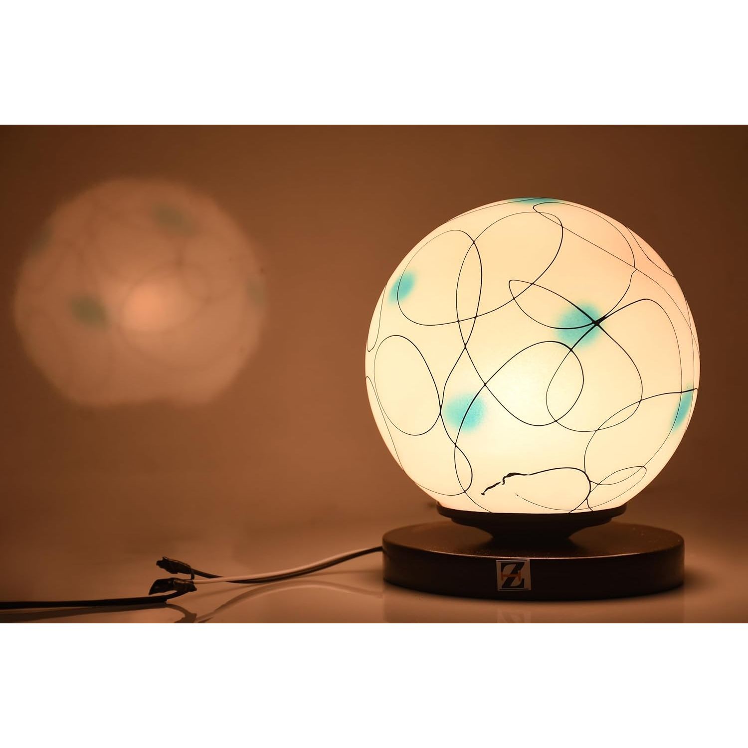 

Современная настольная лампа для домашнего офиса, деревянная настольная лампа со стеклянным абажуром, маленький светильник для чтения, ночник для спальни, для работы (Лампочка в комплекте)