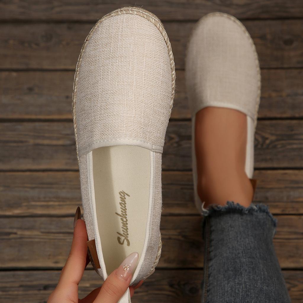 Spring And Autumn Large Size Flat Women's Shoes Simple, Comfortable And Casual Hemp Rope Soled Fishermen's Shoes
