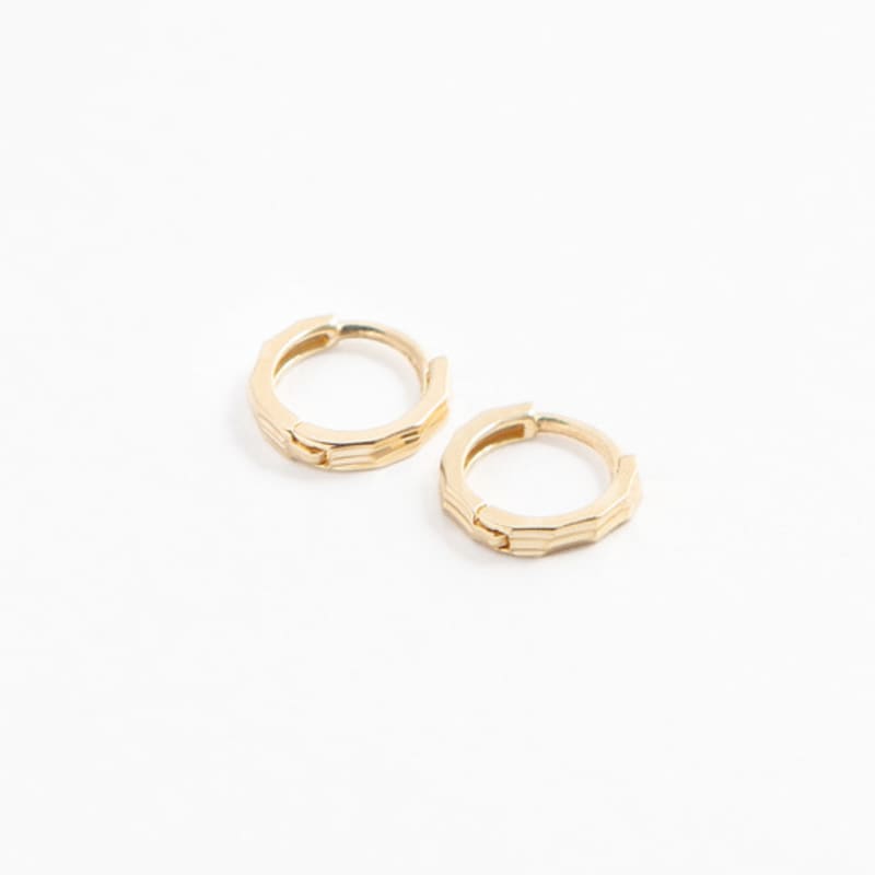 LUNNE 14k Square Cut One-Touch Earrings (14K Gold) #E01